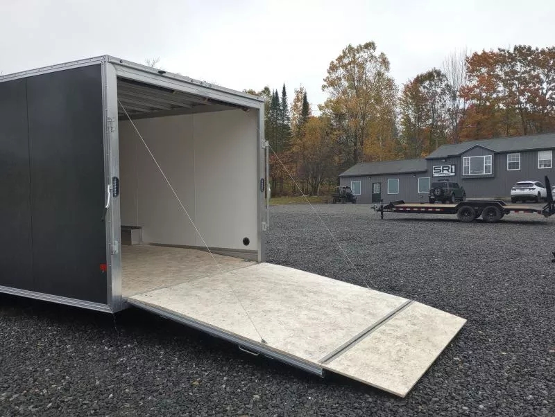Trailer Photo 10
