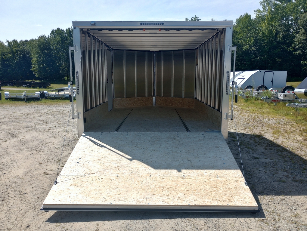 Trailer Photo 2
