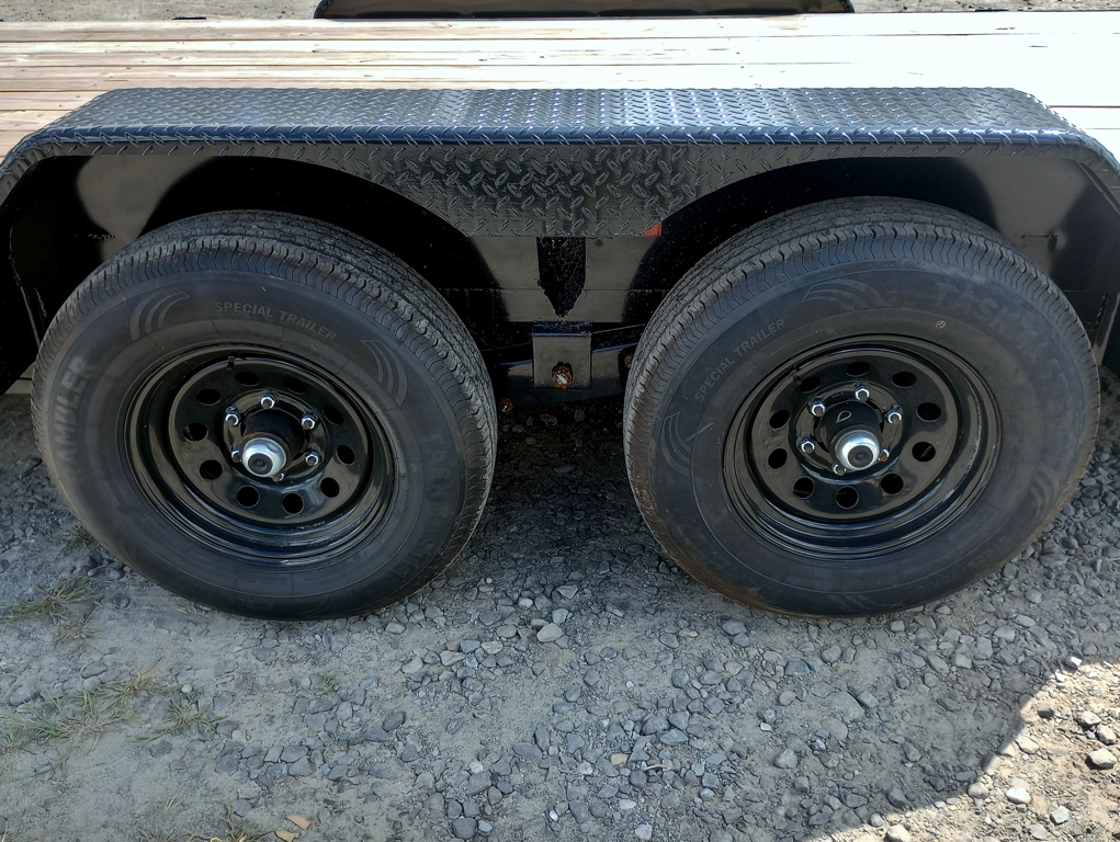 Trailer Photo 15