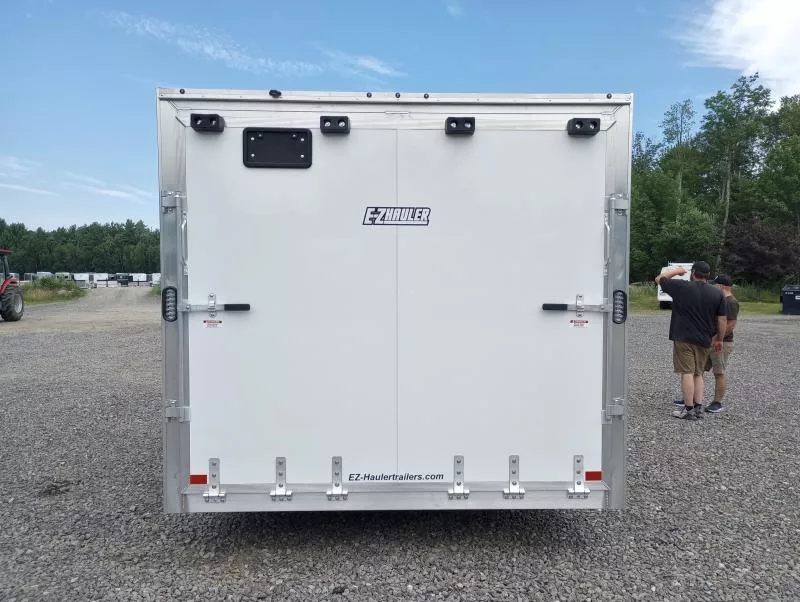Trailer Photo 7