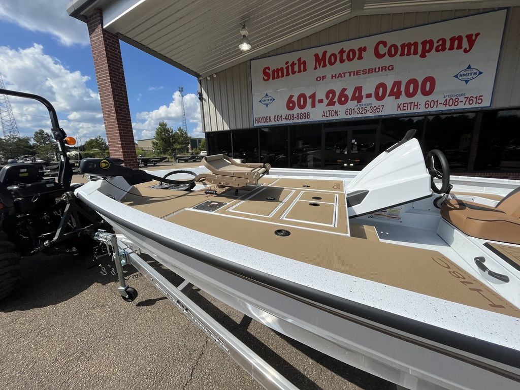 New 2026 Xpress H18C Crappie, 39402 Hattiesburg - Boat Trader