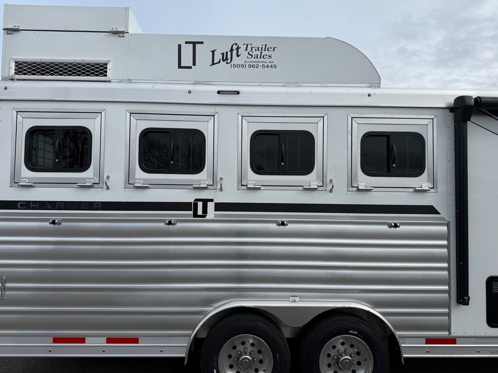 Trailer Photo 2