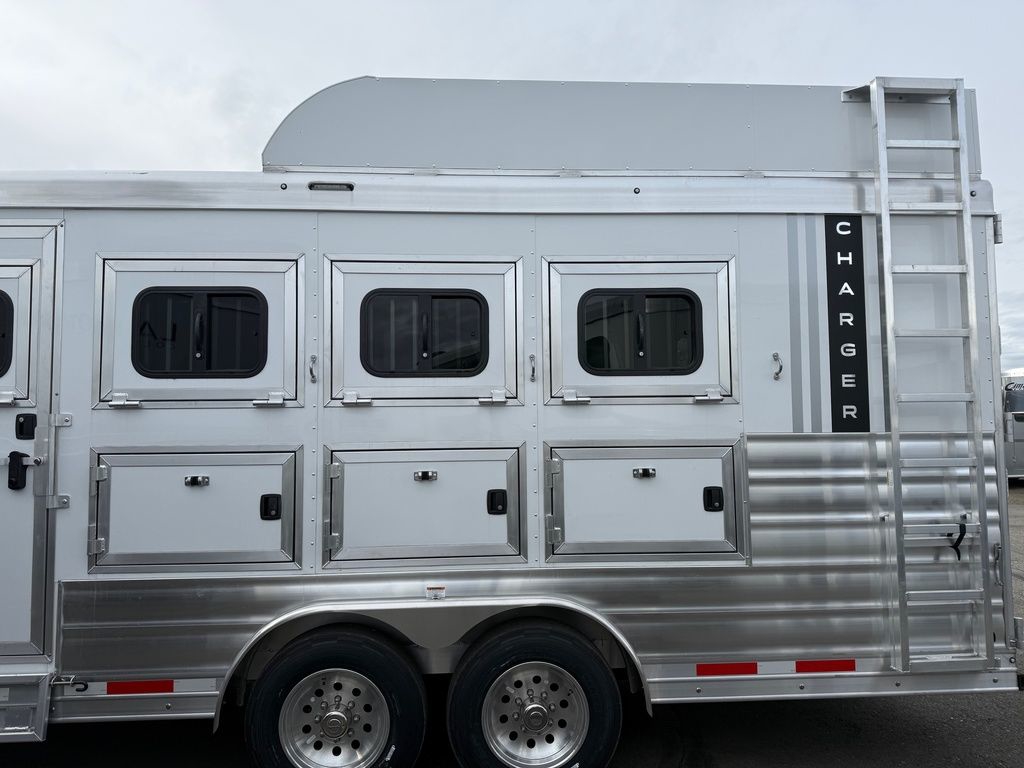 Trailer Photo 3