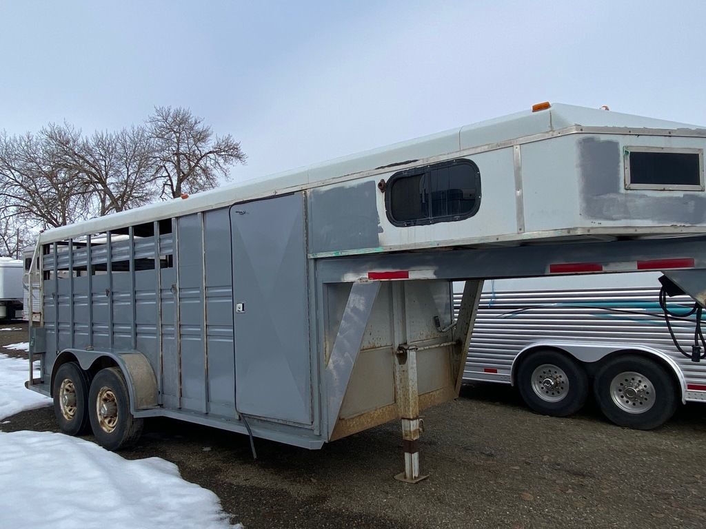 Trailer Photo 1