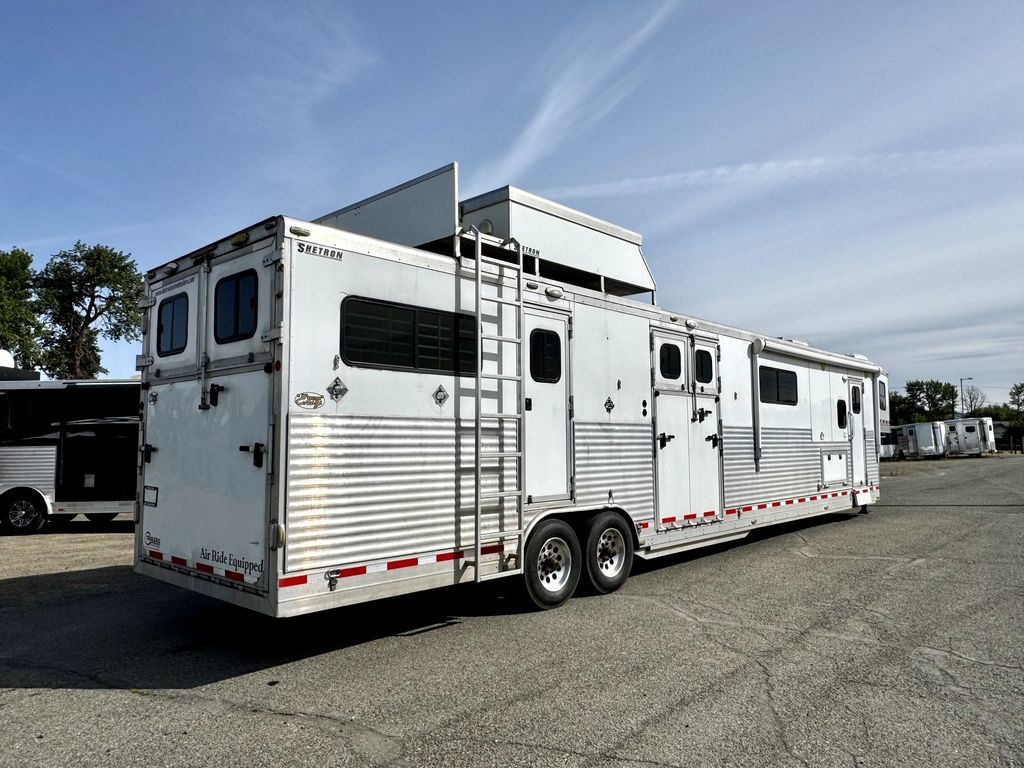 Trailer Photo 11