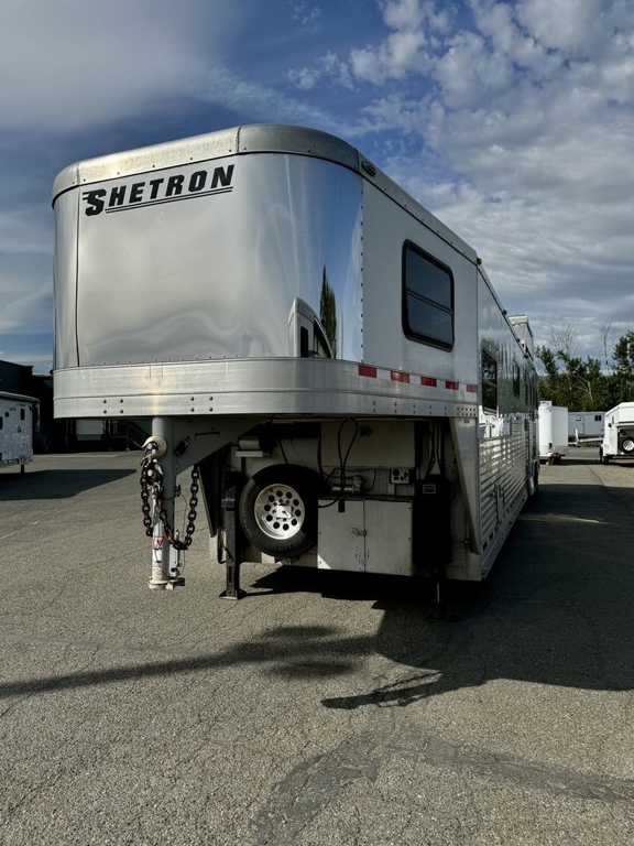 Trailer Photo 13