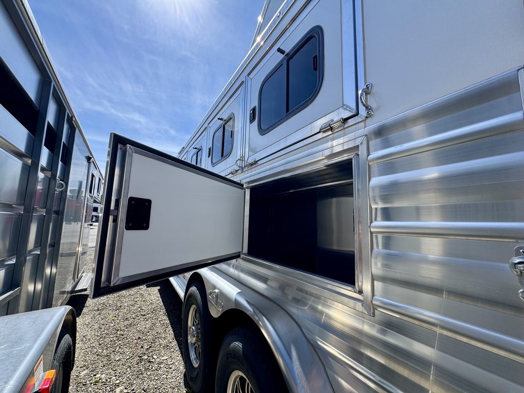 Trailer Photo 9