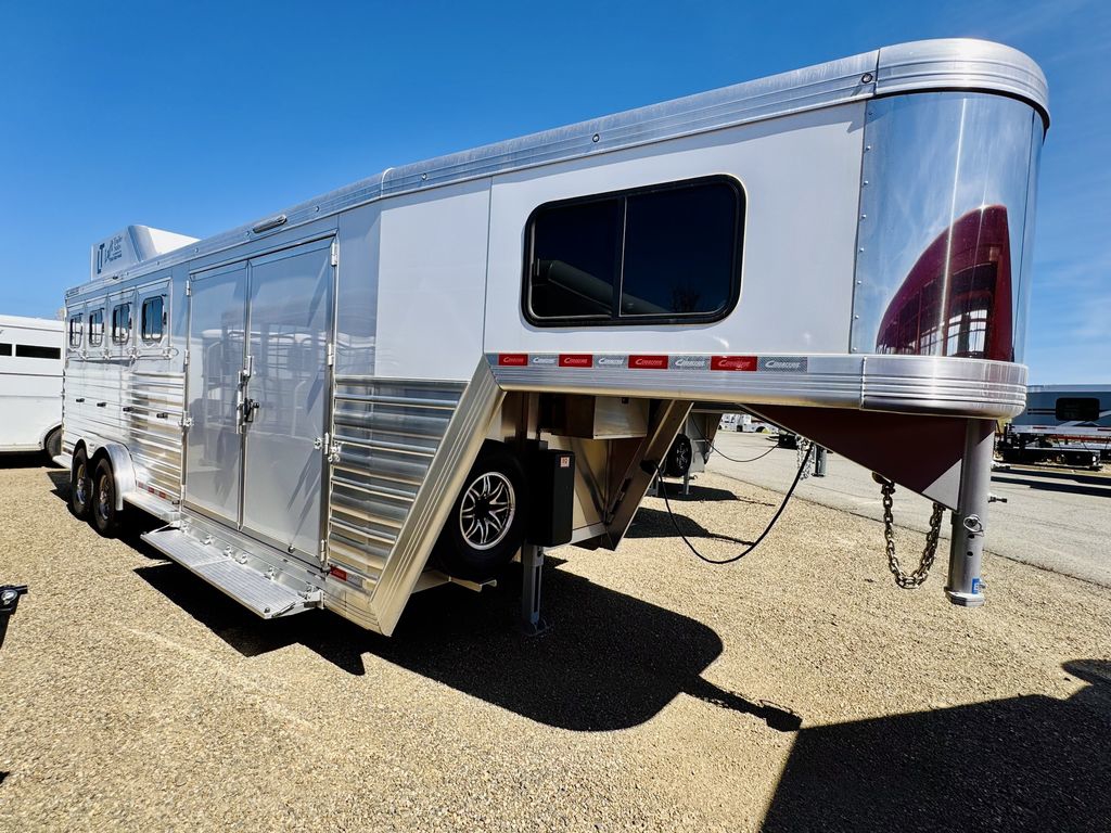 Trailer Photo 18