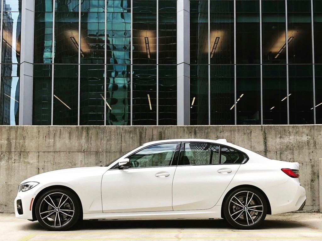 2020 BMW 3 Series 330i xDrive Sedan