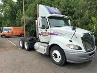 2009 International Pro Star Premium Day Cab Semi-Tractor