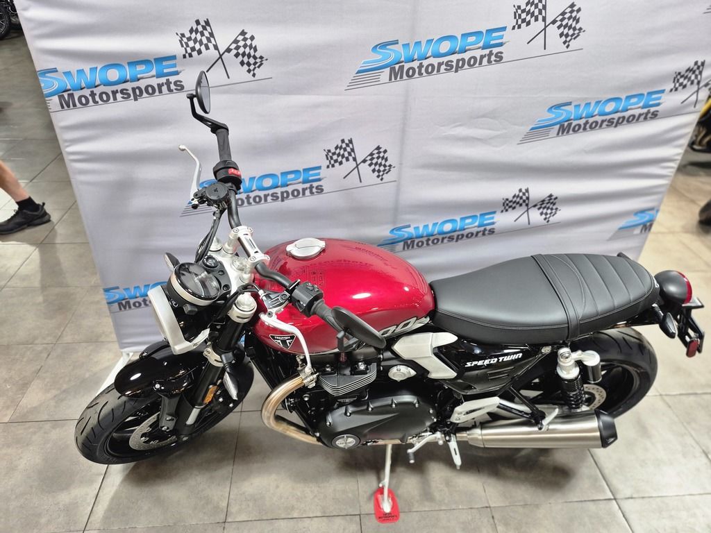 New 2026 RED/BLACK Triumph Base image 6