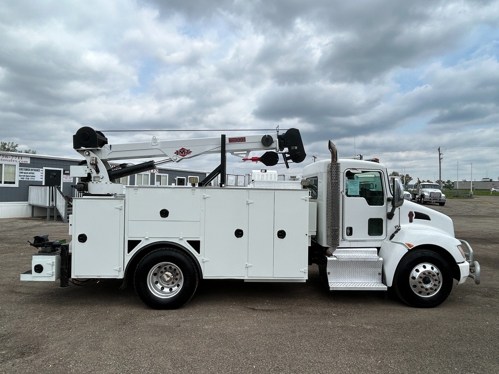 2016 Kenworth T370 Service Truck