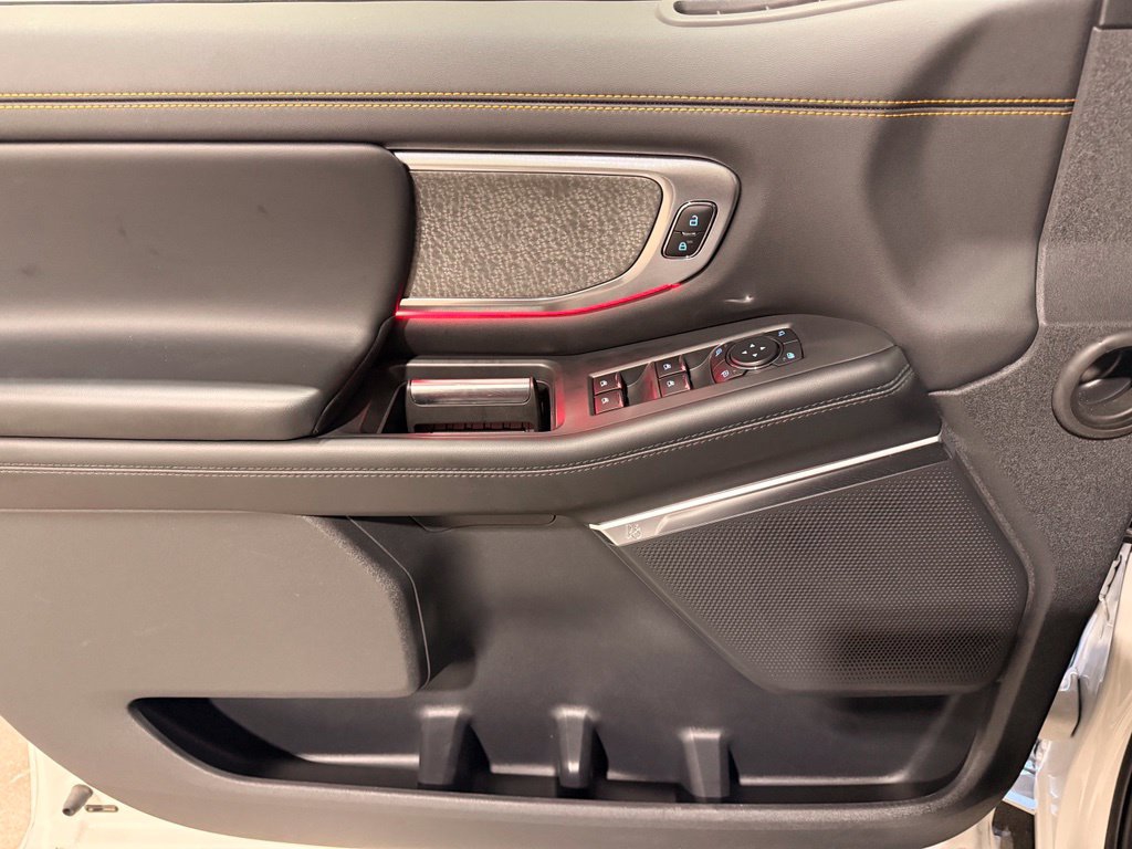 2026 Ford Expedition Tremor - Photo 14
