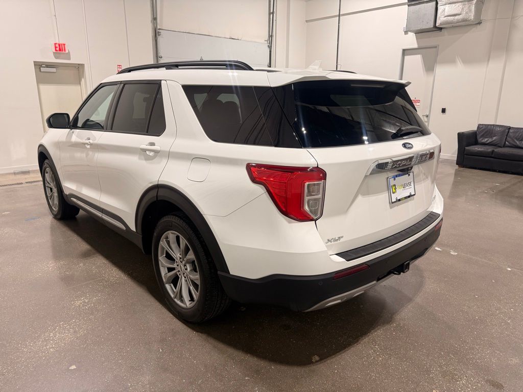 2023 Ford Explorer XLT - Photo 7