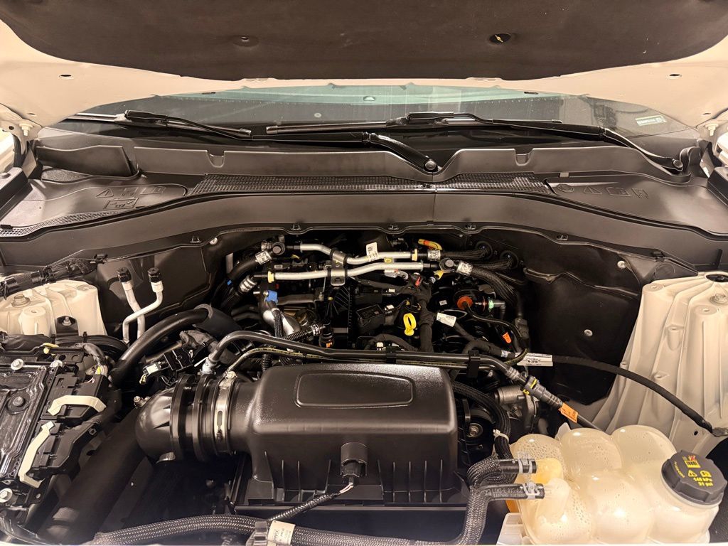 2023 Ford Explorer XLT - Photo 11