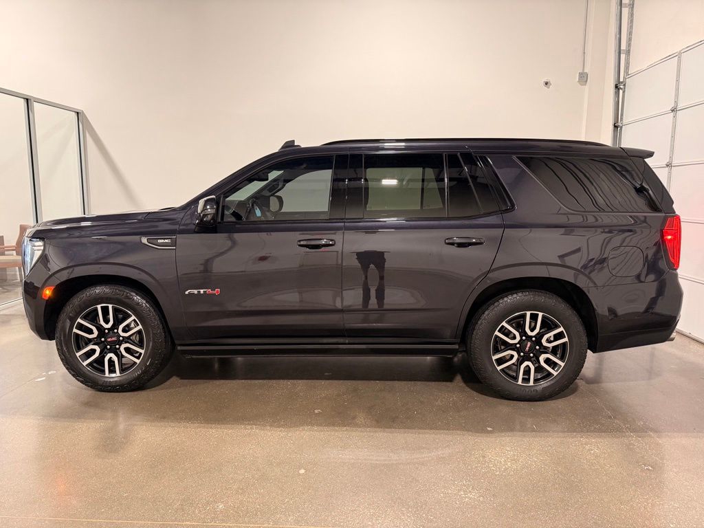 2024 GMC Yukon AT4 - Photo 8