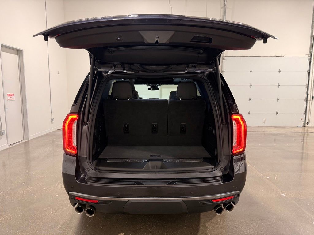2024 GMC Yukon AT4 - Photo 9