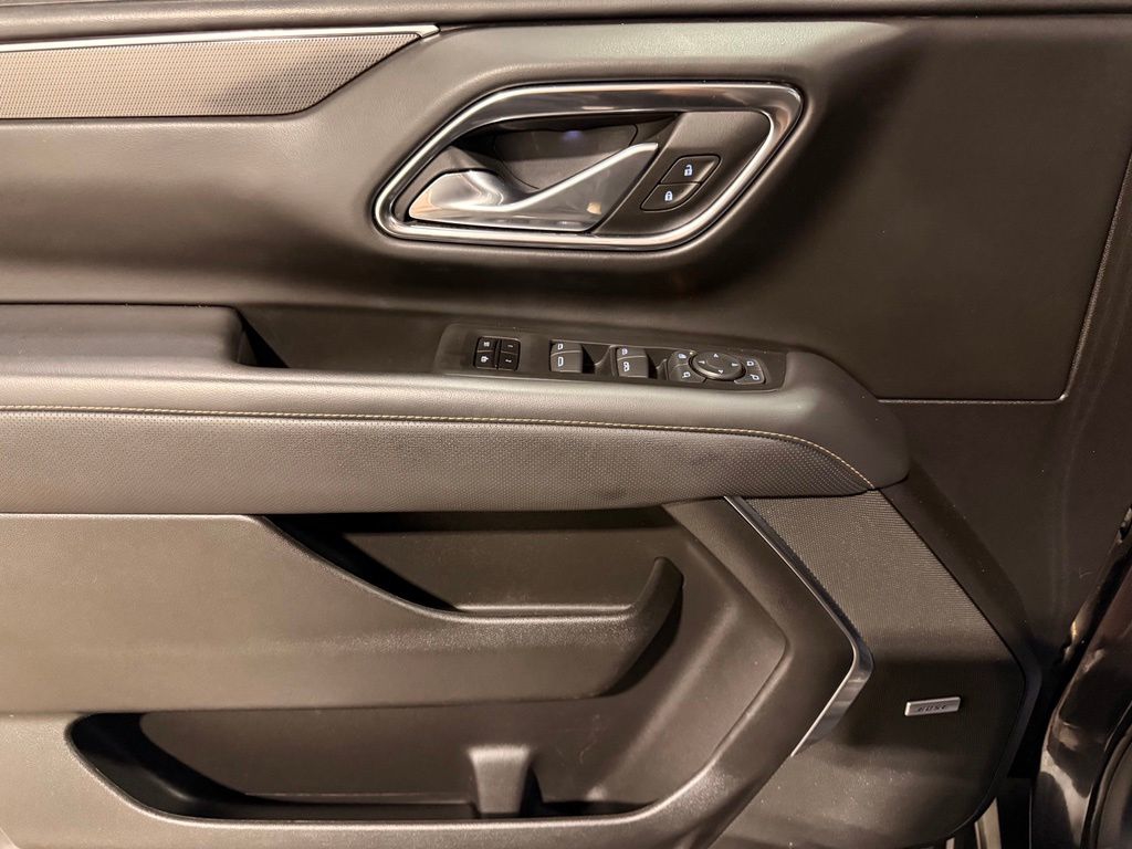 2024 GMC Yukon AT4 - Photo 15