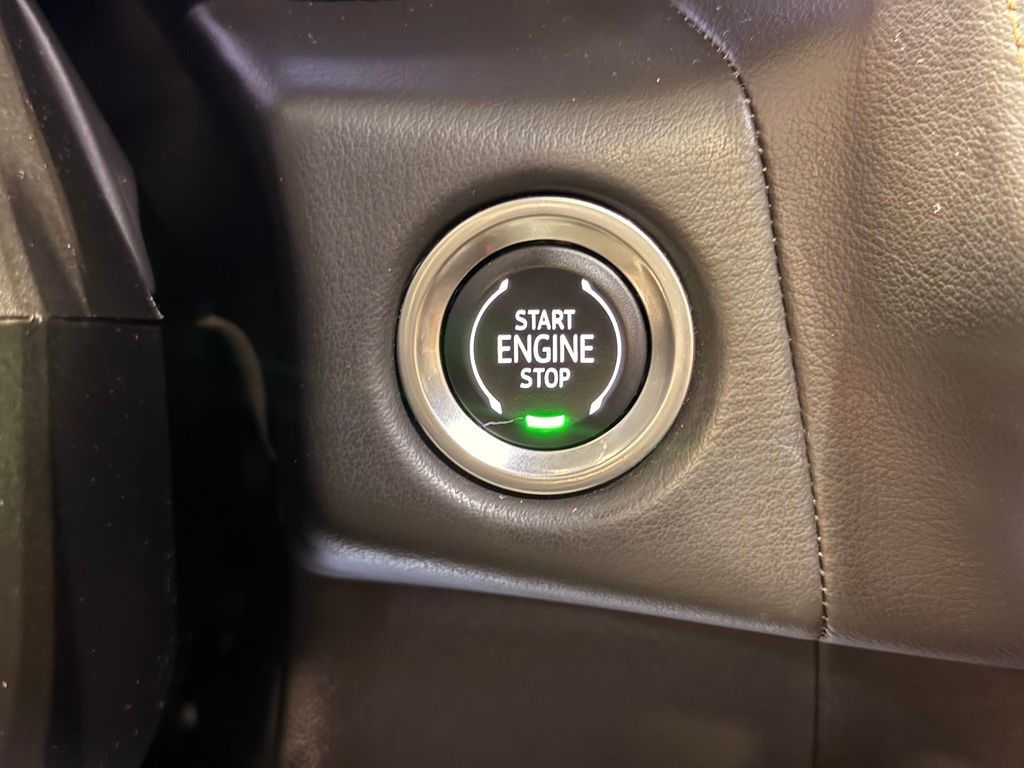 2024 GMC Yukon AT4 - Photo 26
