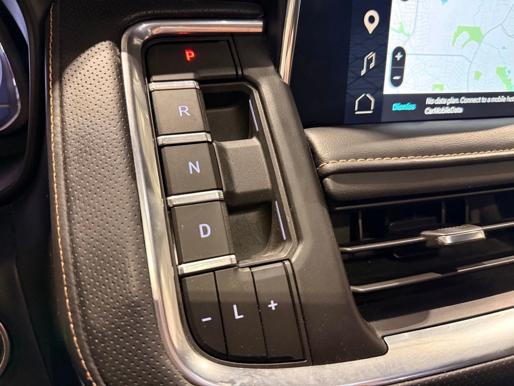 2024 GMC Yukon AT4 - Photo 28