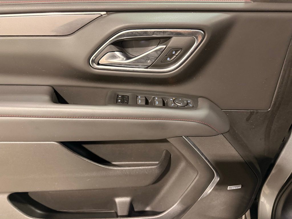 2024 Chevrolet Suburban RST - Photo 14