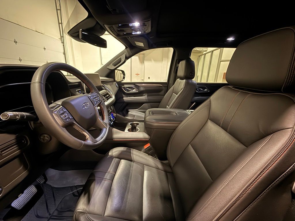 2024 Chevrolet Suburban RST - Photo 17
