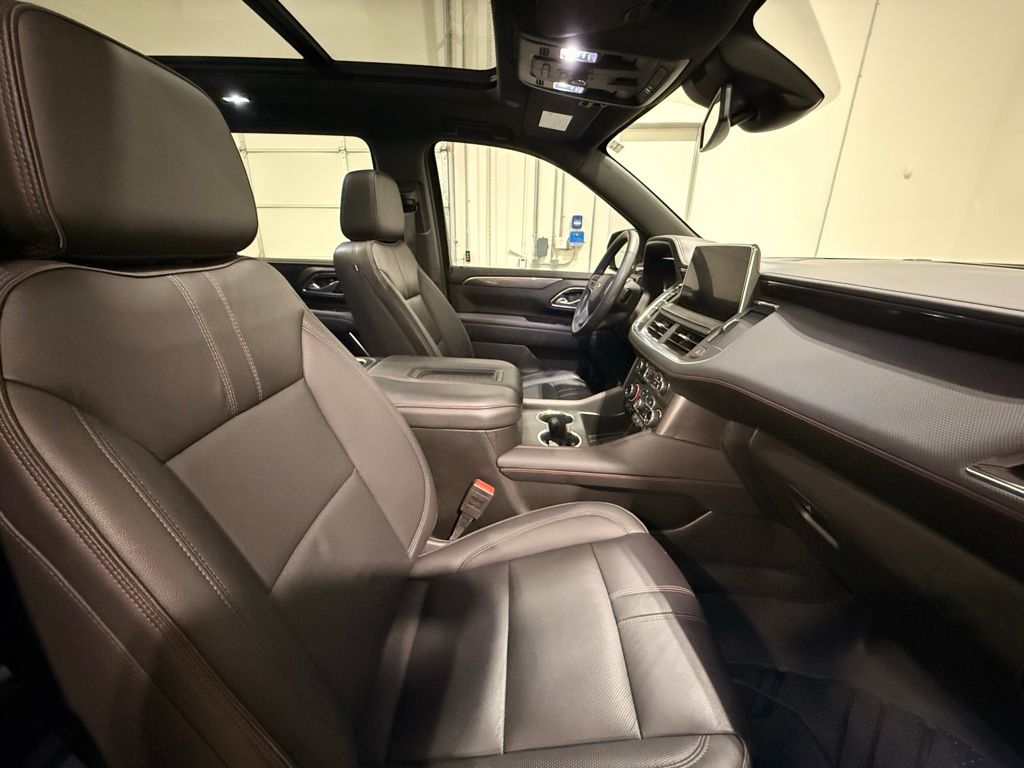 2024 Chevrolet Suburban RST - Photo 29