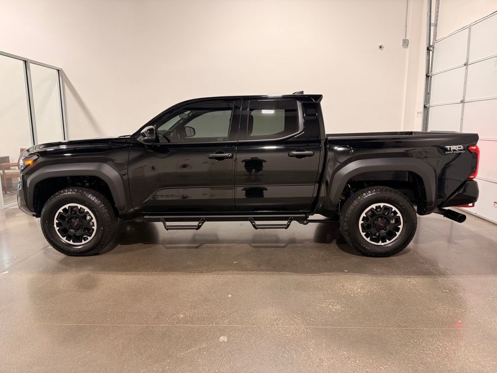 2026 Toyota Tacoma TRD Off Road - Photo 8