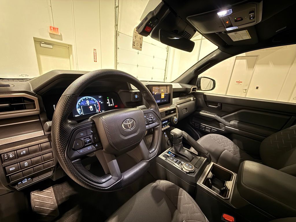2026 Toyota Tacoma SR5 - Photo 16