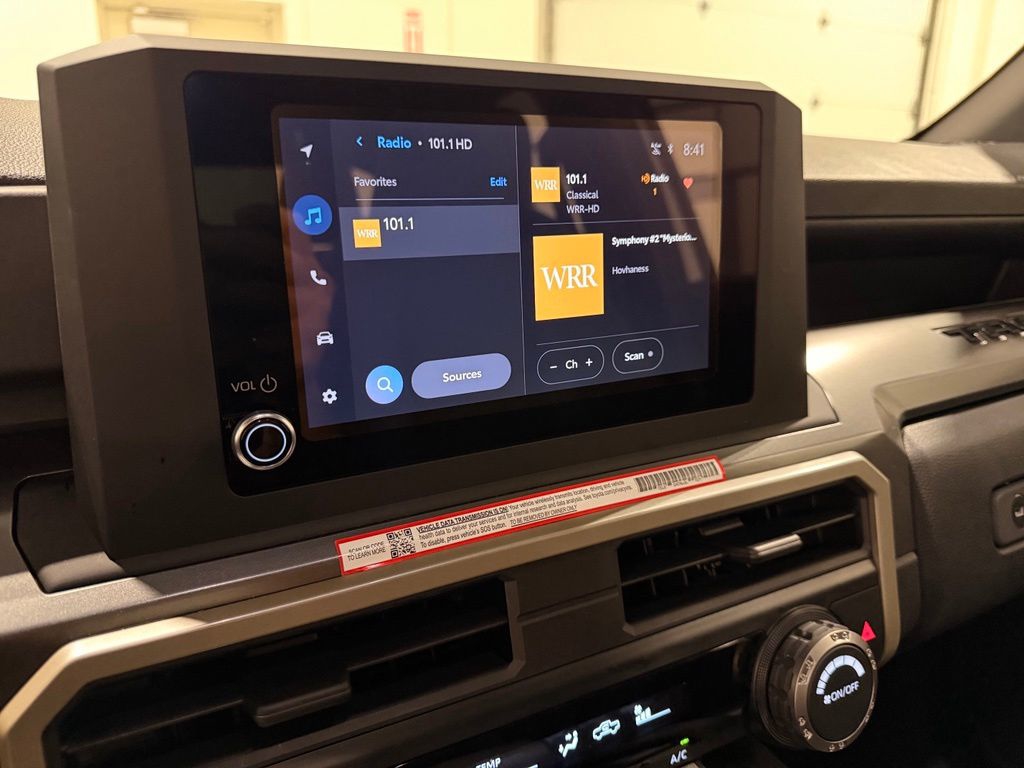 2026 Toyota Tacoma SR5 - Photo 22