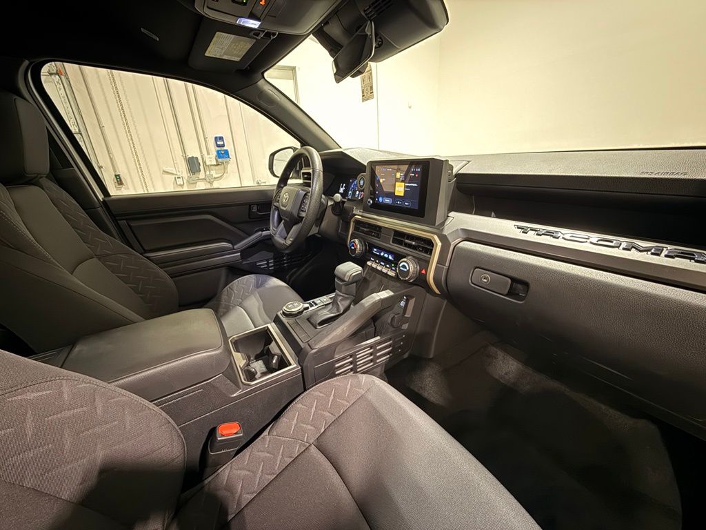2026 Toyota Tacoma SR5 - Photo 29