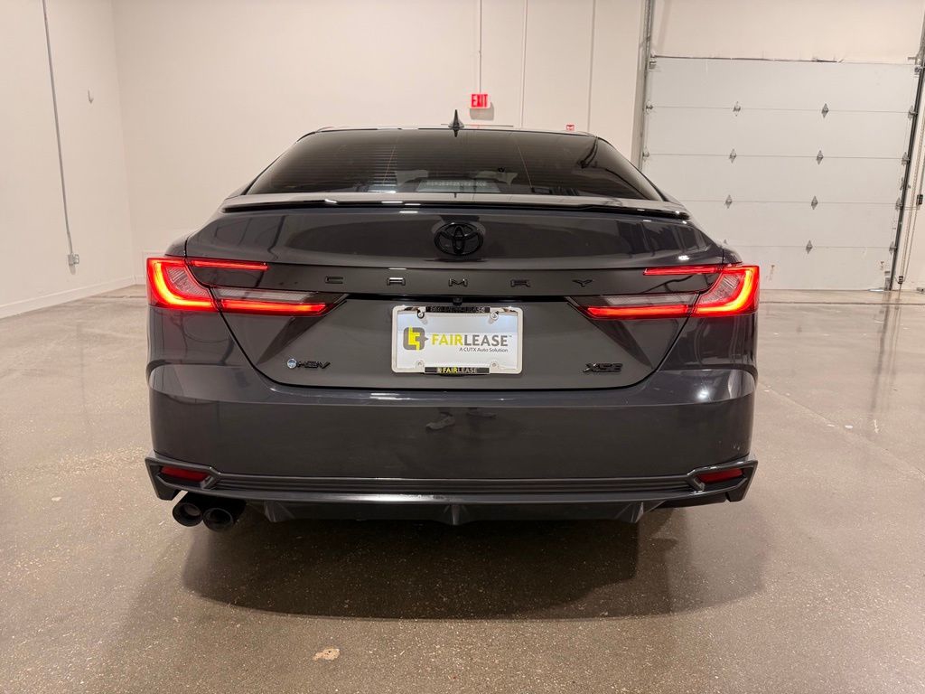 2025 Toyota Camry XSE - Photo 6