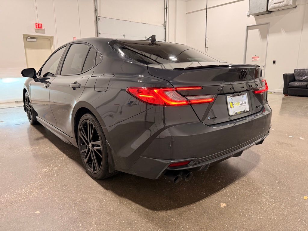 2025 Toyota Camry XSE - Photo 7