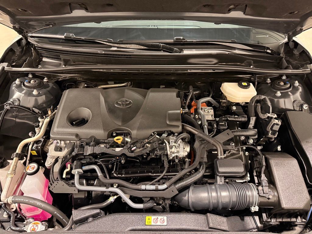 2025 Toyota Camry XSE - Photo 11