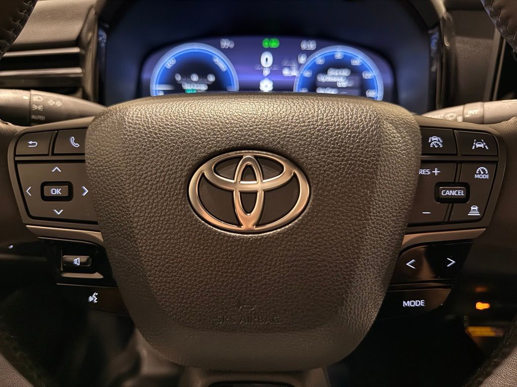 2025 Toyota Camry XSE - Photo 20