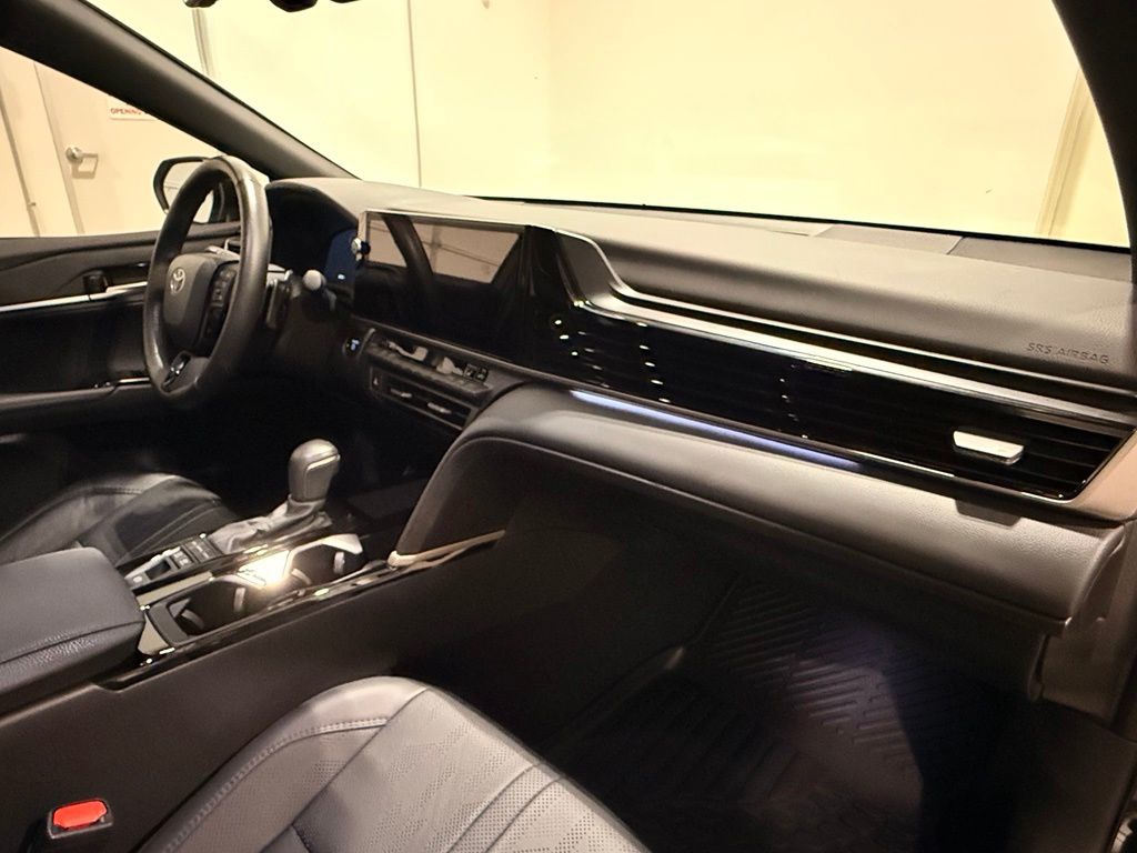 2025 Toyota Camry XSE - Photo 32