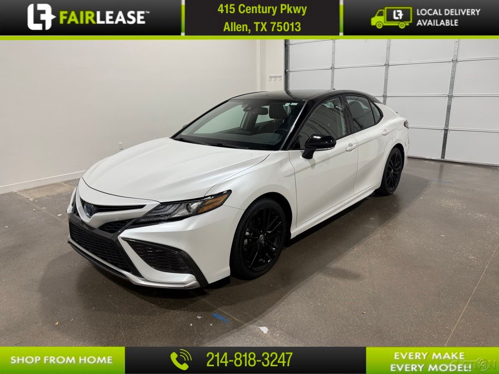 2022 Toyota Camry Hybrid XSE