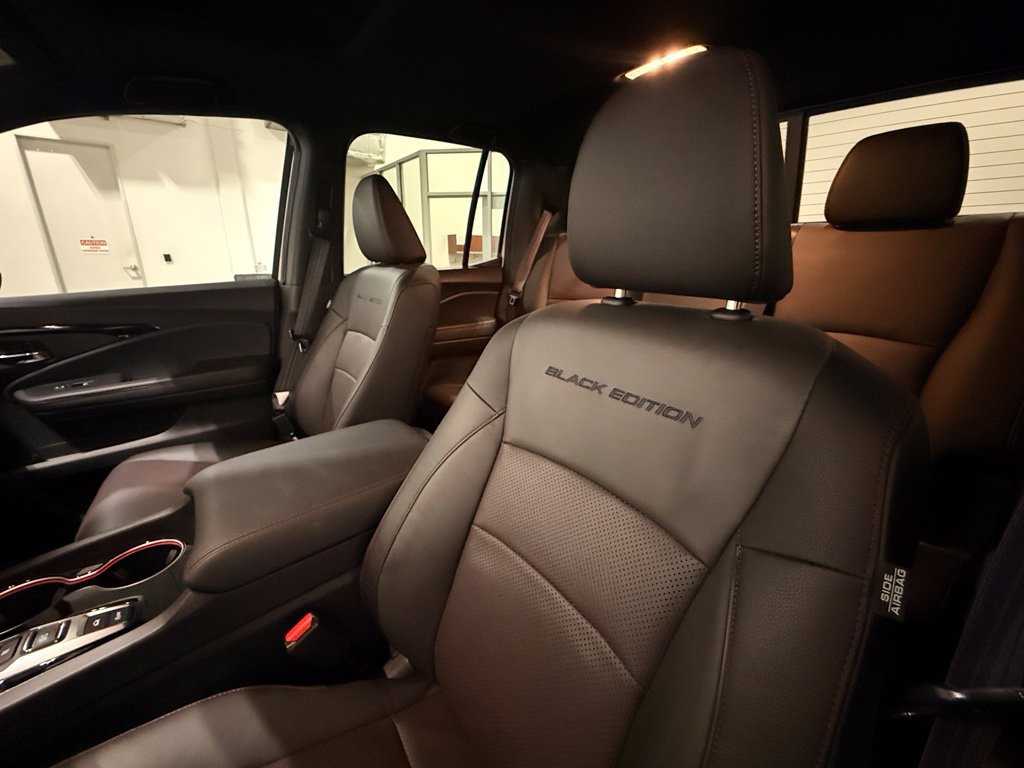 2025 Honda Ridgeline Black Edition - Photo 18