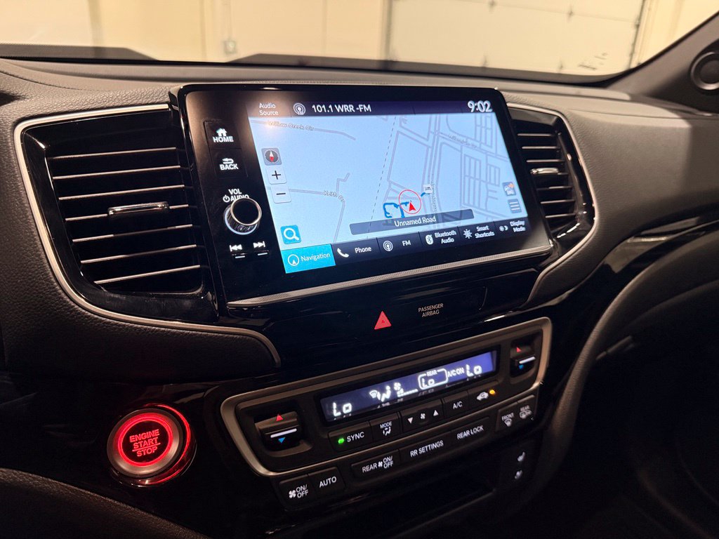 2025 Honda Ridgeline Black Edition - Photo 24