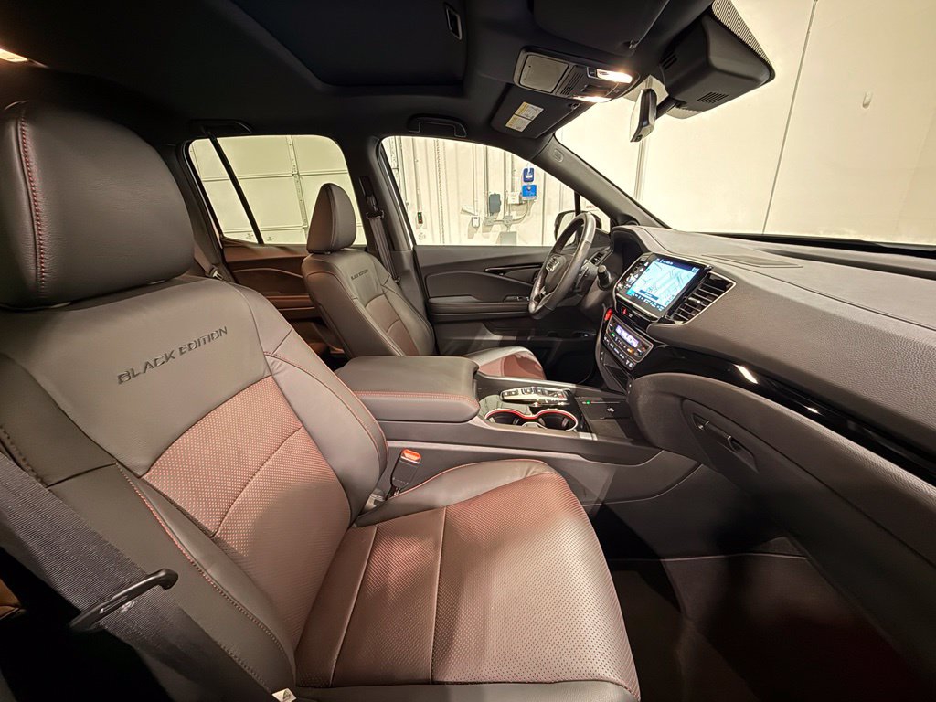 2025 Honda Ridgeline Black Edition - Photo 32