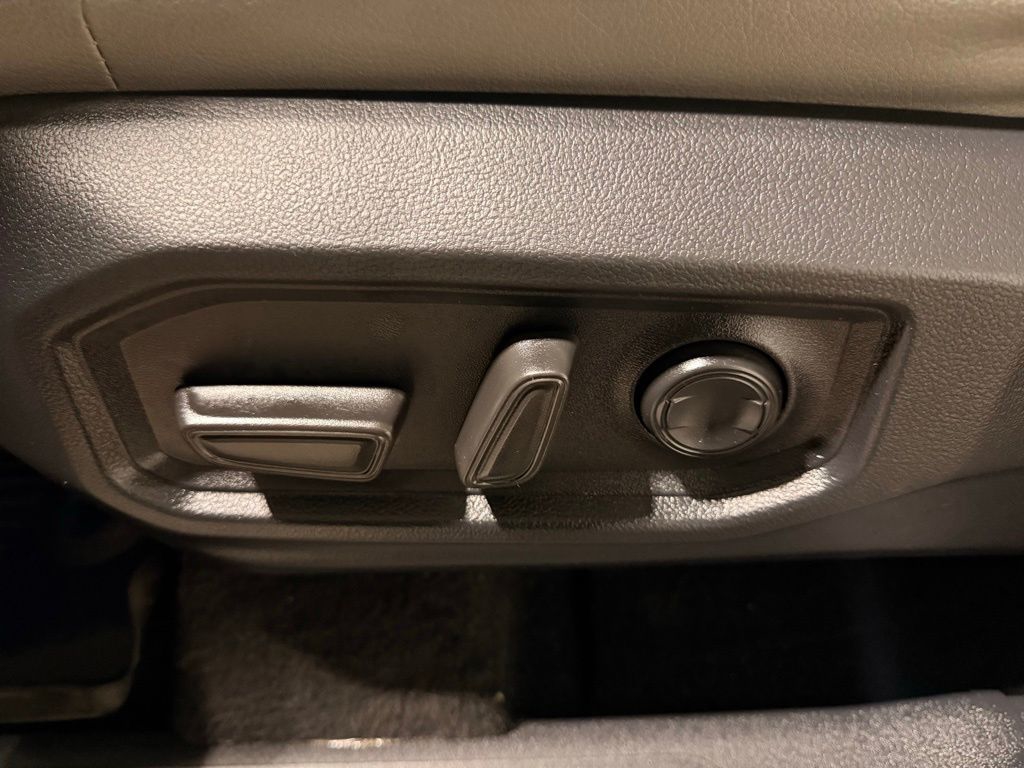 2024 Toyota Tundra SR5 - Photo 13