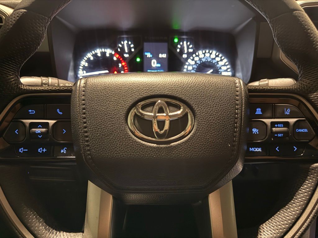 2024 Toyota Tundra SR5 - Photo 17
