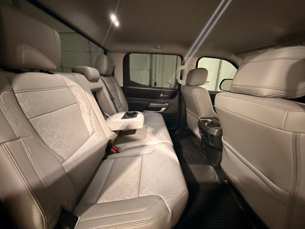 2024 Toyota Tundra SR5 - Photo 27