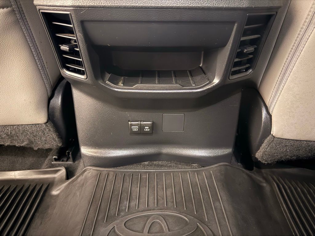 2024 Toyota Tundra SR5 - Photo 28