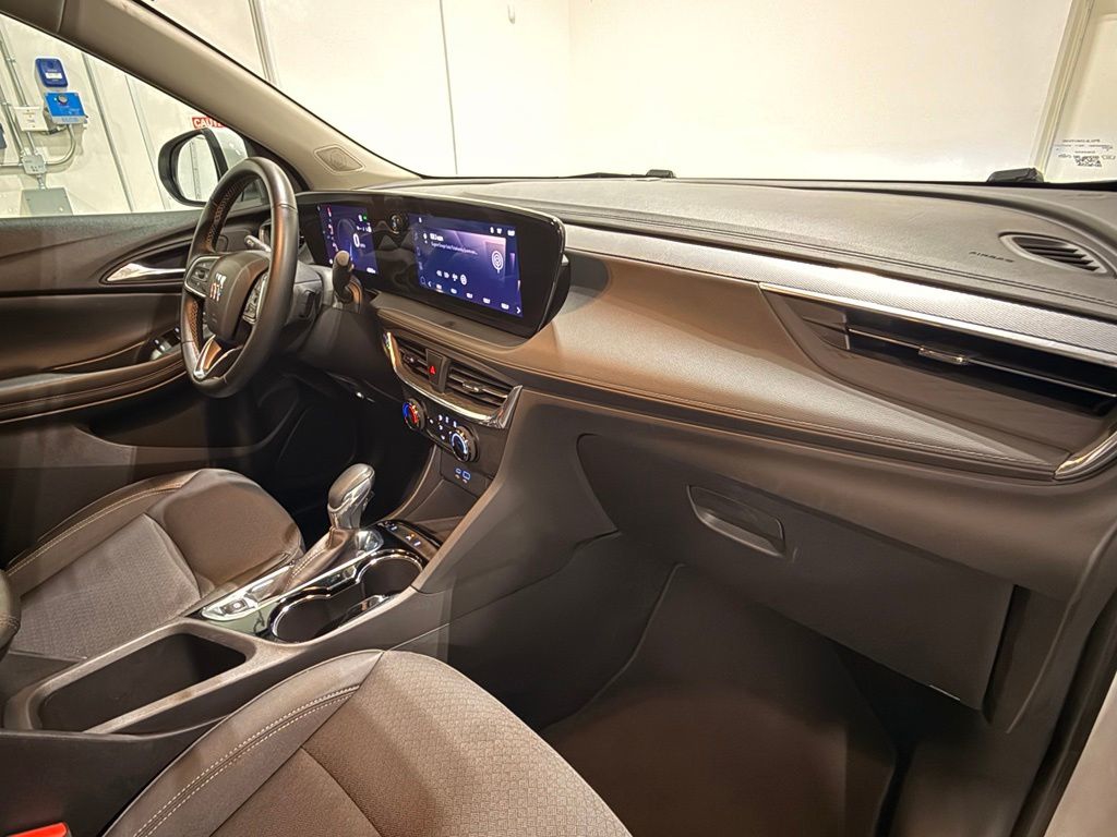 2025 Buick Encore GX Preferred - Photo 29
