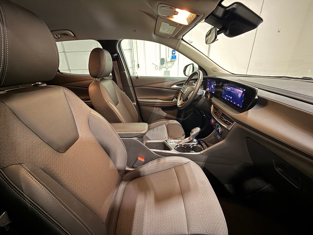 2025 Buick Encore GX Preferred - Photo 30