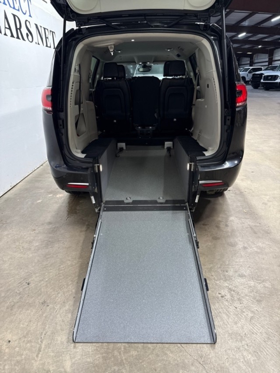 2022 Chrysler Pacifica Touring L Wheel Chair Van Handicap Accesible Mobil Minivan/Van