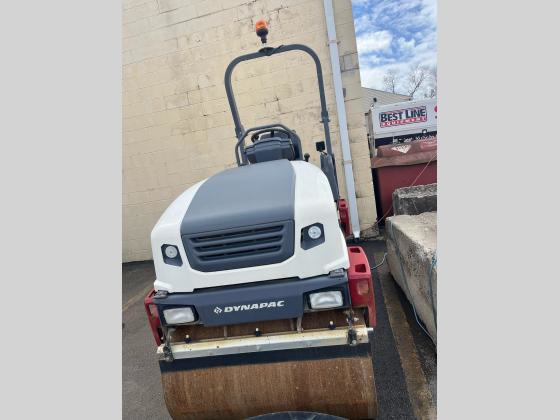 Photo of a 2019 Dynapac CC 1100 VI