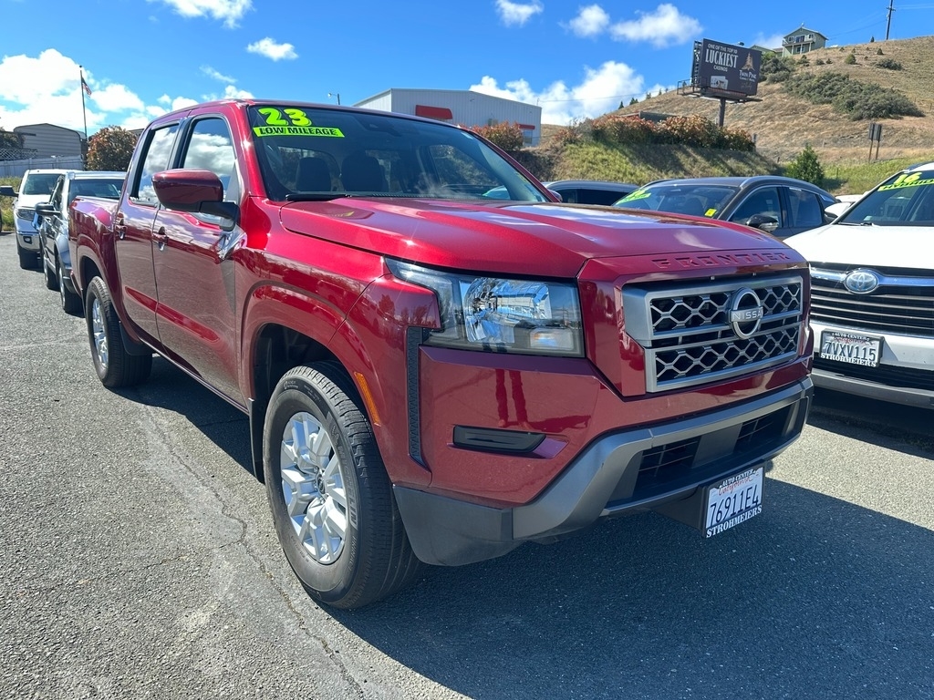 2023 Nissan Frontier SV Crew Cab 4X2 SWB's photo