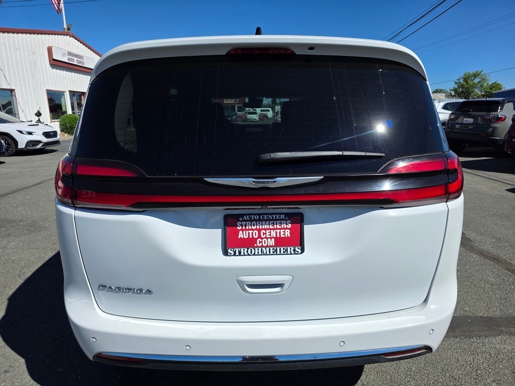 2024 Chrysler Pacifica Touring L - Photo 6